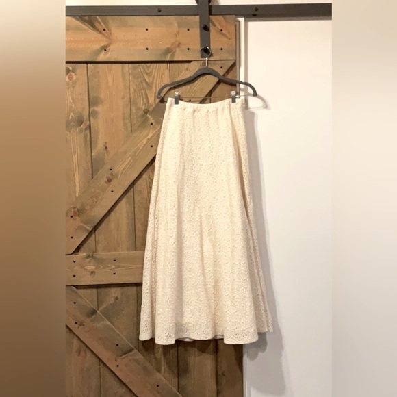 Cream Eyelet Maxi Skirt by Piper Gore Size Small - Picture 1 of 5